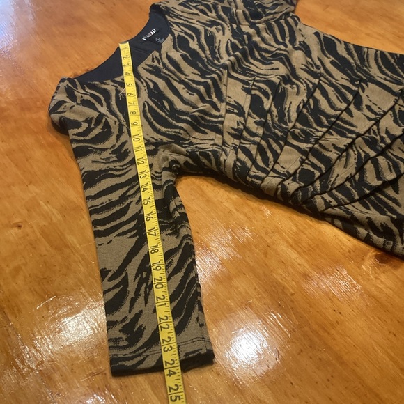 Roz & Ali Aminal Print Dress - Picture 10 of 12